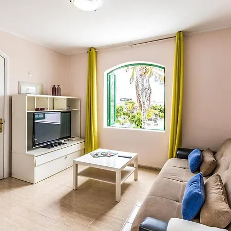 Nice Home In Puerto Del Carmen - Ti With Outdoor Swimming Pool, Wifi And 3 Bedrooms Los Pocillos